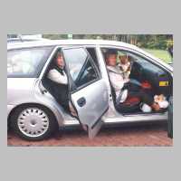 111-1121 Das Auto ist beladen. Abfahrt in Richtung Wehlau (Foto Kenzler).jpg